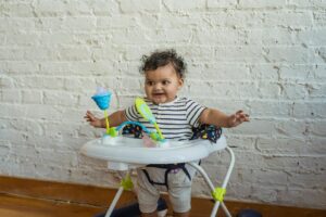 trotteur bébé
